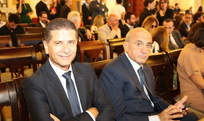 الفرنسية” في #بيروت من ضمن اتفاق مع غرفة بيروت وجبل لبنان برئاسة محمد شقير ومواكبة ودعم من الرئيس الحريري