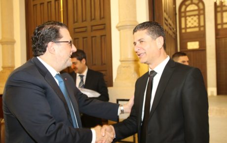 دعوة لحضور مأدبة غداء تكريمي لمعالي الأستاذ  عدنان القصار