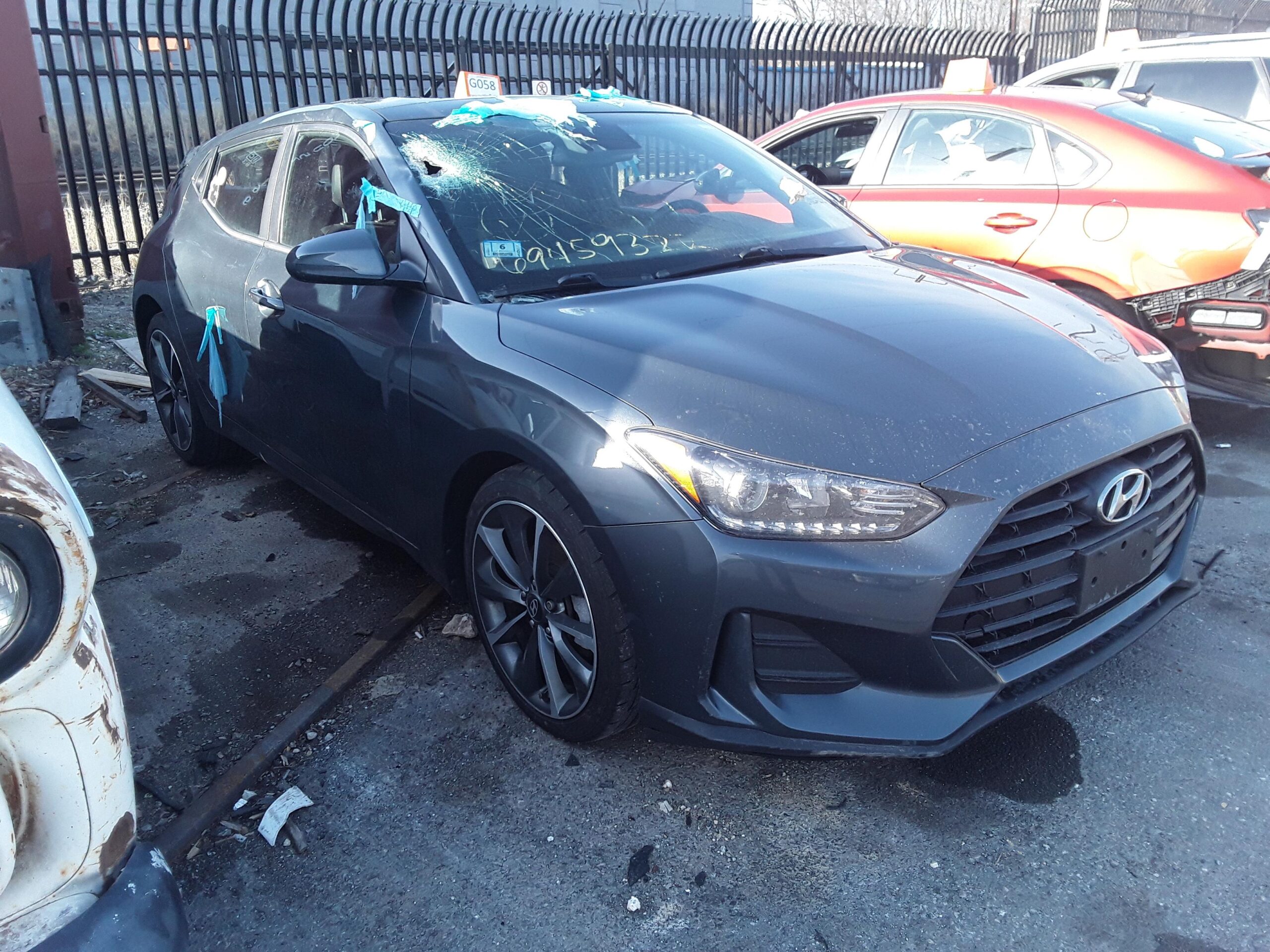 Auto Azzi » Hyundai Veloster Base 2019
