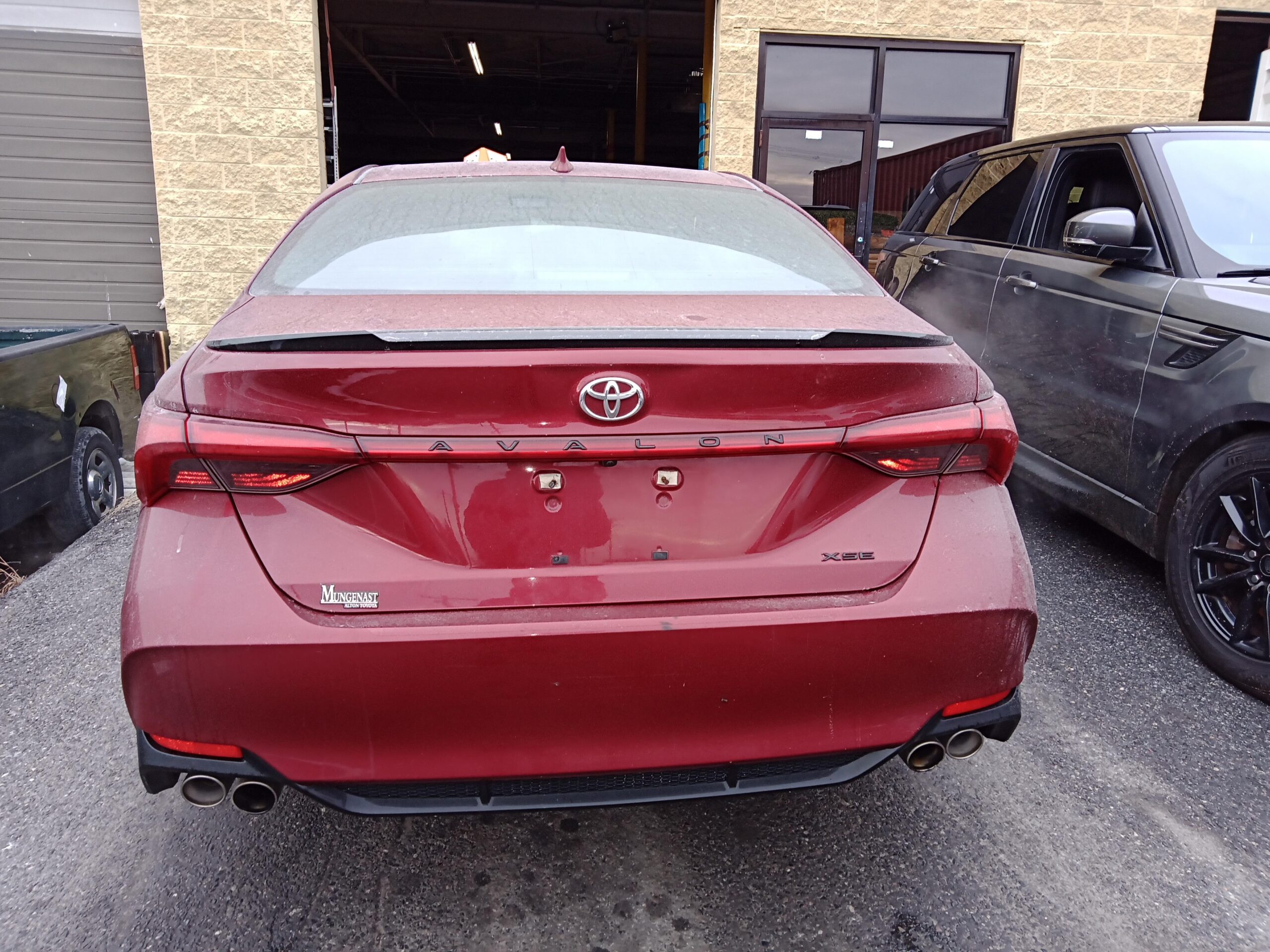 Auto Azzi » Toyota Avalon 2019