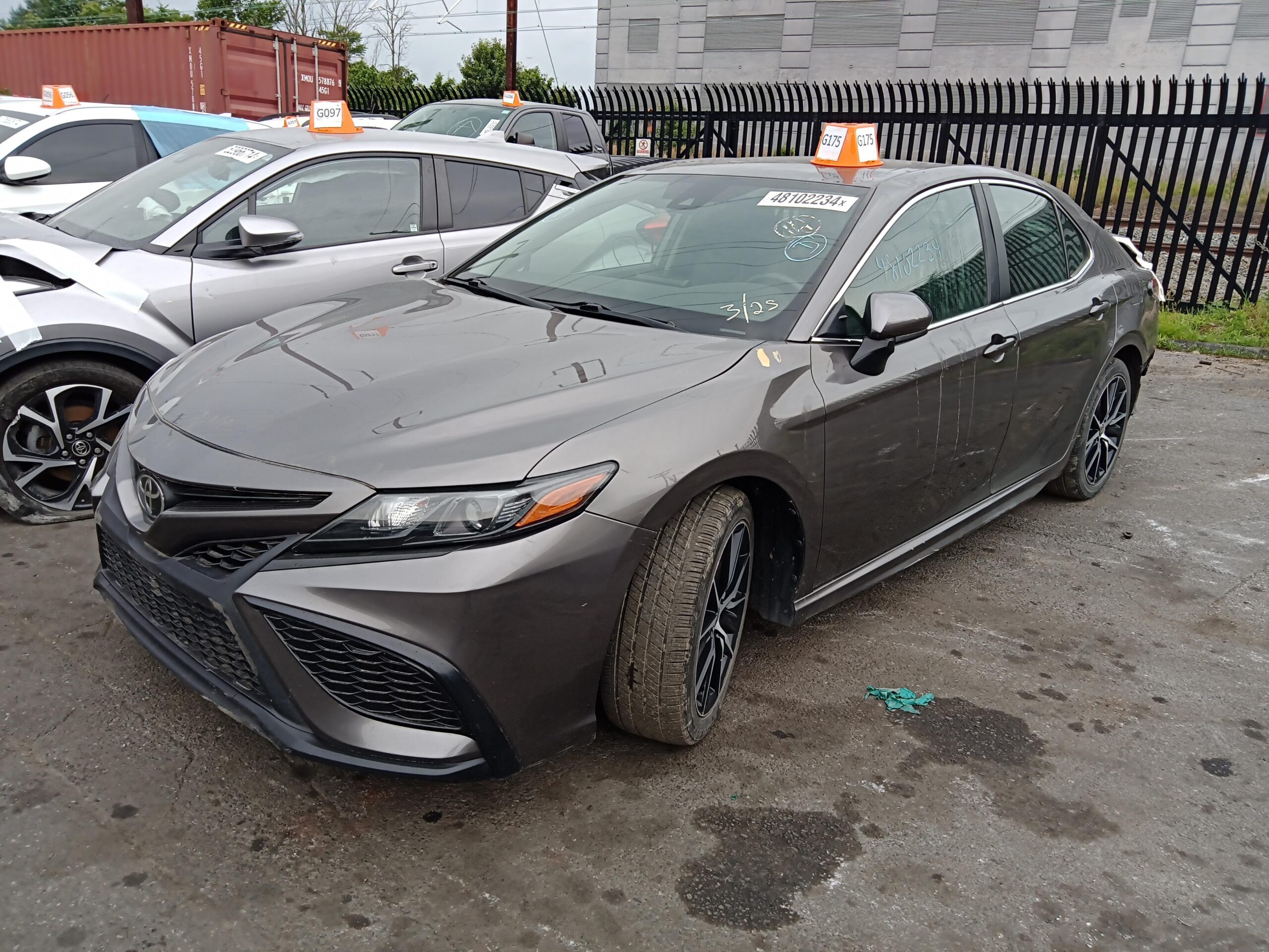 Auto Azzi » Toyota Camry 2021