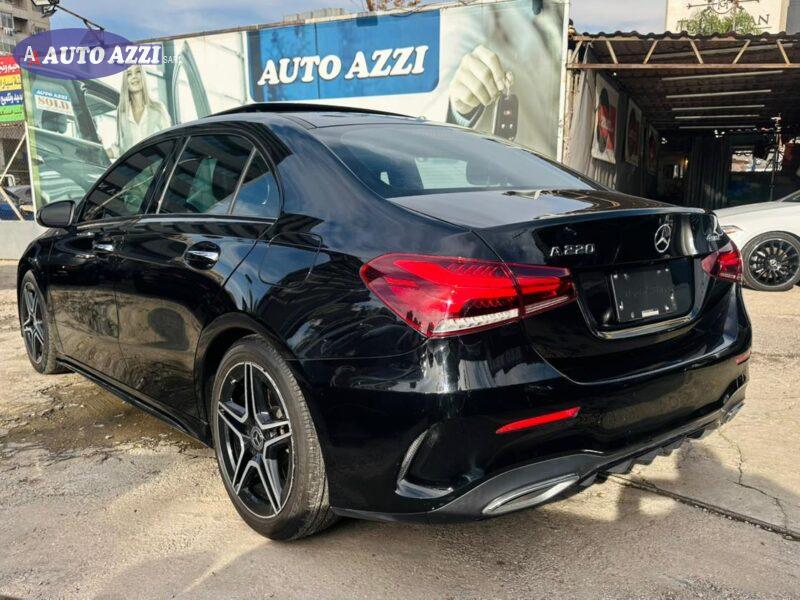 Mercedes-Benz  '2019