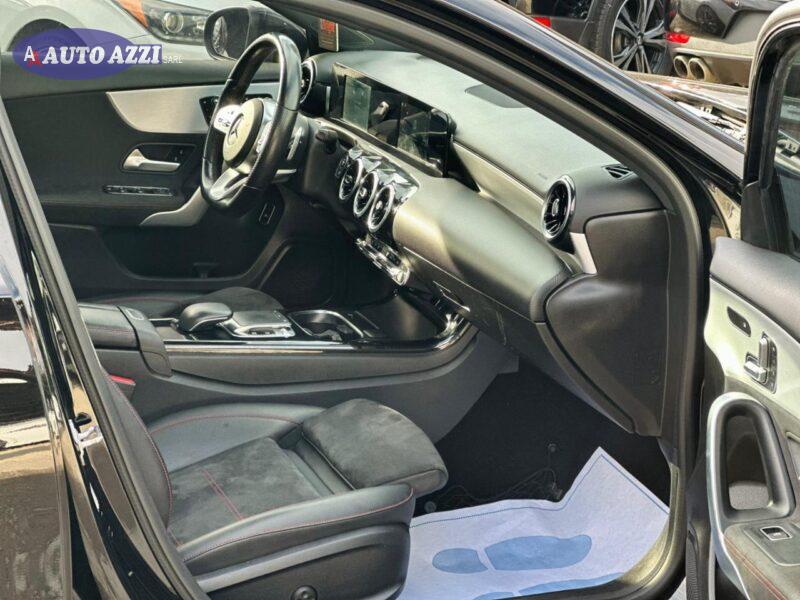 Mercedes-Benz  '2019