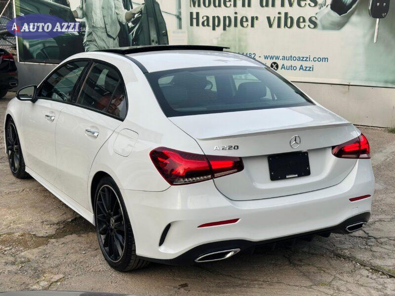 Mercedes-Benz  '2019