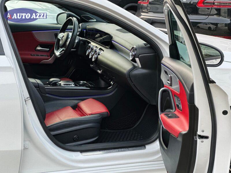 Mercedes-Benz  '2019