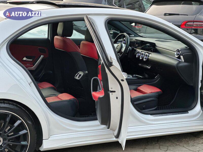 Mercedes-Benz  '2019