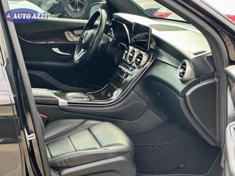 Mercedes-Benz  '2020