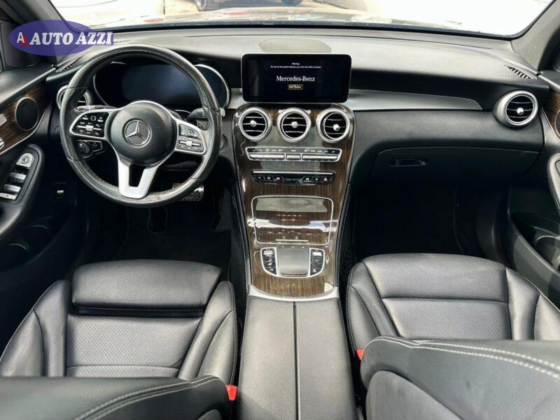 Mercedes-Benz  '2020