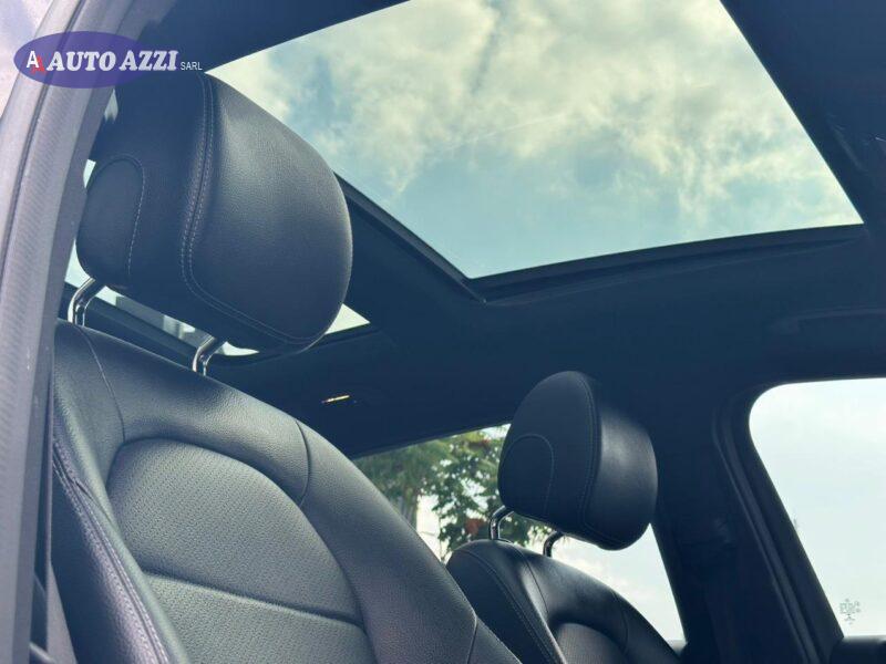 Mercedes-Benz  '2020
