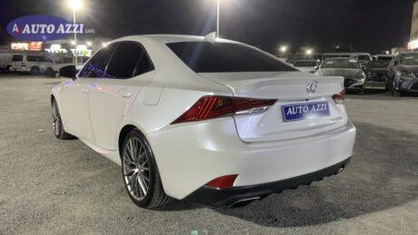 Lexus IS  '2017